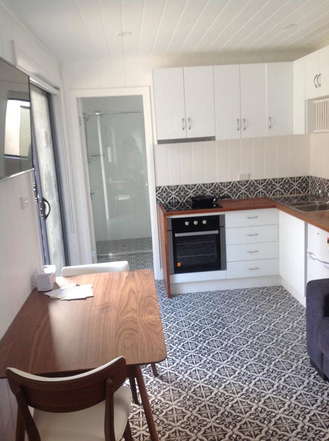 Hideaway Holiday Apartments - New South Wales Tourism  10