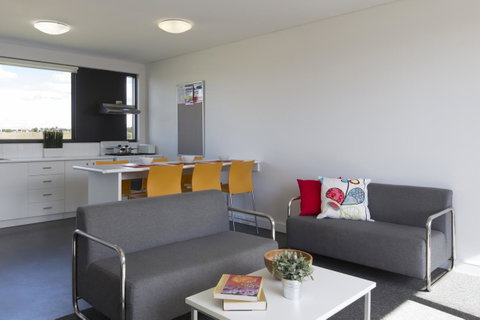 Western Sydney University Village - Penrith - New South Wales Tourism  12