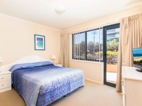 Millennium 102 With Pool In Complex - New South Wales Tourism  3