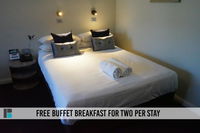 Book Bathurst Accommodation Vacations New South Wales Tourism New South Wales Tourism 