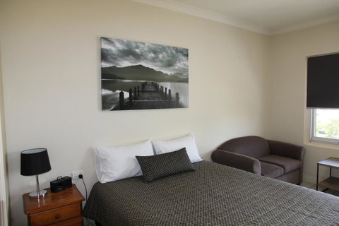 Tumut Apartments - New South Wales Tourism  4