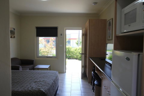 Tumut Apartments - New South Wales Tourism  6