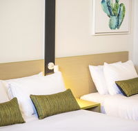 Nightcap at Hume Hotel - New South Wales Tourism 