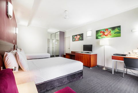 Novotel Darwin Airport - New South Wales Tourism  24