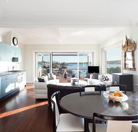 Art Deco Apartment With Breathtaking Water Views