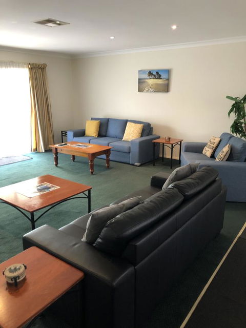 Beaches Serviced Apartments - New South Wales Tourism  7