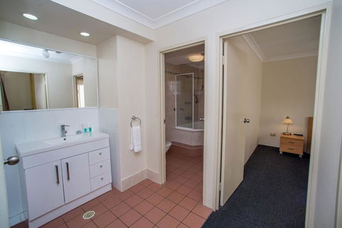Beaches Serviced Apartments - New South Wales Tourism  18