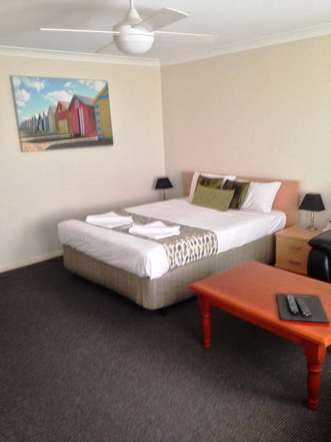 Beaches Serviced Apartments - New South Wales Tourism  36