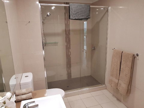 Darwin-Ocean Views, Tropical Getaway, Pool & Aircon - New South Wales Tourism  15