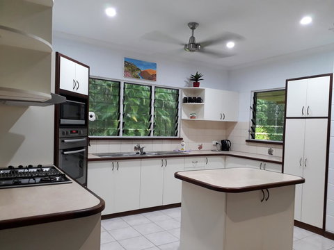 DARWIN'S SHADY ACRES RETREAT - New South Wales Tourism  23