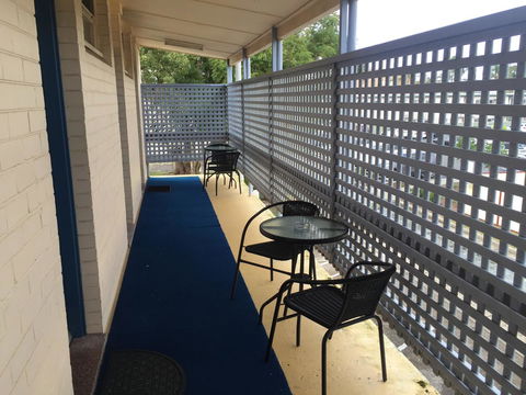 Golden Sands Motor Inn - New South Wales Tourism  17