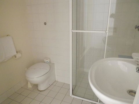 Golden Sands Motor Inn - New South Wales Tourism  29