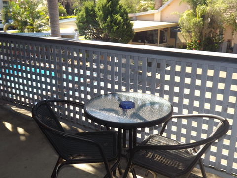 Golden Sands Motor Inn - New South Wales Tourism  6