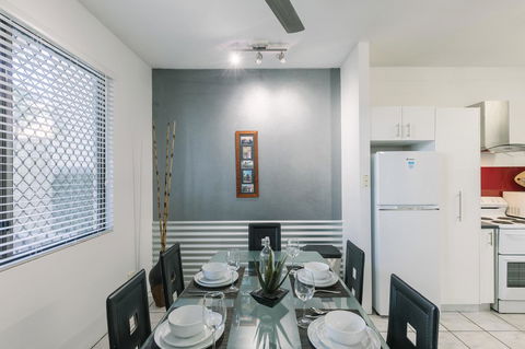 CitySide Apartment - 2 Bedroom With Private Courtyard - New South Wales Tourism  2