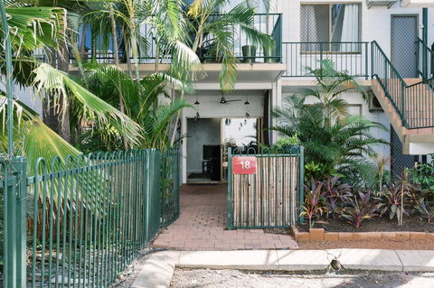 CitySide Apartment - 2 Bedroom With Private Courtyard - New South Wales Tourism  5