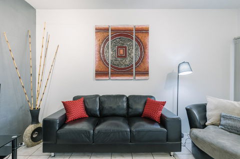 CitySide Apartment - 2 Bedroom With Private Courtyard - New South Wales Tourism  4