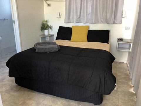 Mataranka Roadhouse - New South Wales Tourism  6