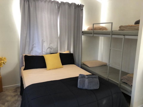 Mataranka Roadhouse - New South Wales Tourism  9