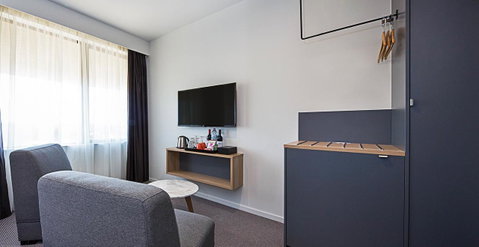 Mantra MacArthur Hotel - New South Wales Tourism  27