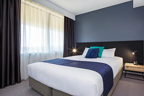Mantra MacArthur Hotel - New South Wales Tourism  13