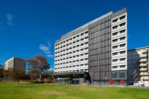 Mantra MacArthur Hotel - New South Wales Tourism  8