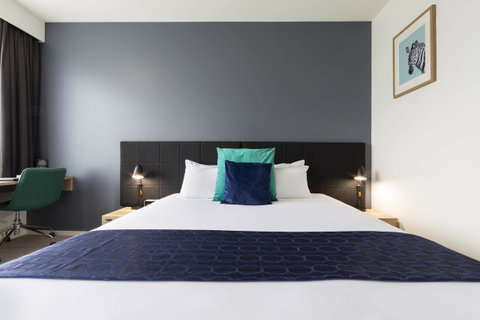 Mantra MacArthur Hotel - New South Wales Tourism  22