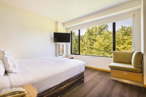 Crowne Plaza Canberra, An IHG Hotel - New South Wales Tourism  30