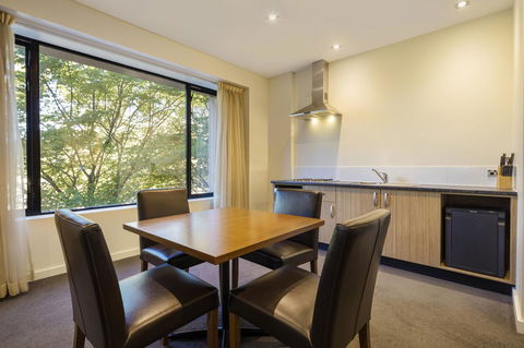 Crowne Plaza Canberra, An IHG Hotel - New South Wales Tourism  39
