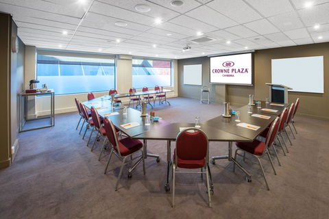Crowne Plaza Canberra, An IHG Hotel - New South Wales Tourism  8