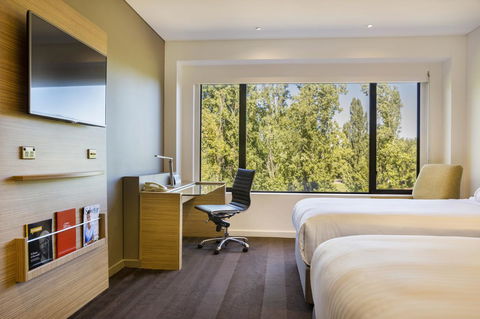 Crowne Plaza Canberra, An IHG Hotel - New South Wales Tourism  22