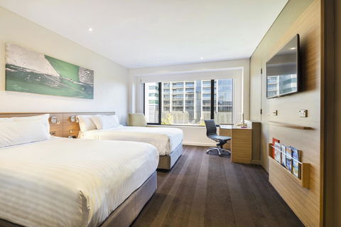 Crowne Plaza Canberra, An IHG Hotel - New South Wales Tourism  31