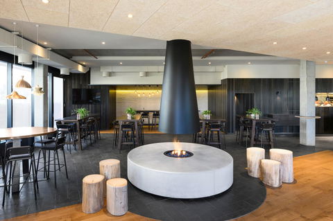 Hotel Realm - New South Wales Tourism  3