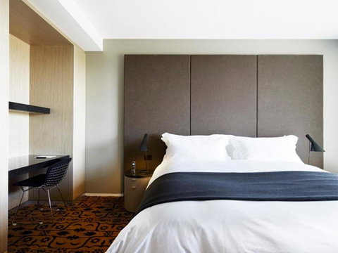 Burbury Hotel - New South Wales Tourism  5