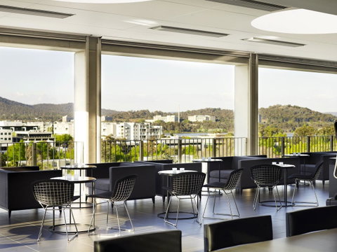 Burbury Hotel - New South Wales Tourism  9