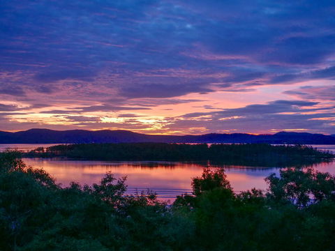 Booti Booti Chateau Lakeside - New South Wales Tourism  3