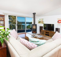 Booti Booti Lakehouse - New South Wales Tourism 