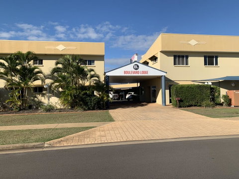Boulevard Lodge Bundaberg - New South Wales Tourism  0