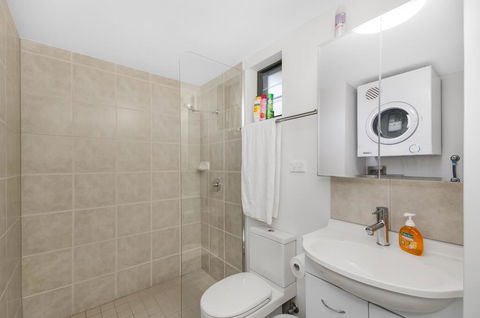 BOUTIQUE APARTMENTS BEACH LOCATION - New South Wales Tourism  2