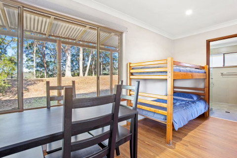Braeside Cabin Three - Parsonsia - New South Wales Tourism  2