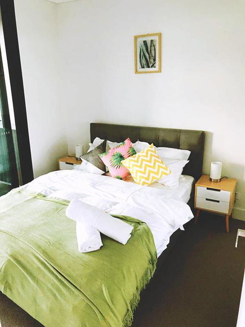 Brand New 2 Bed Apartment With Absolute Park View - New South Wales Tourism  3
