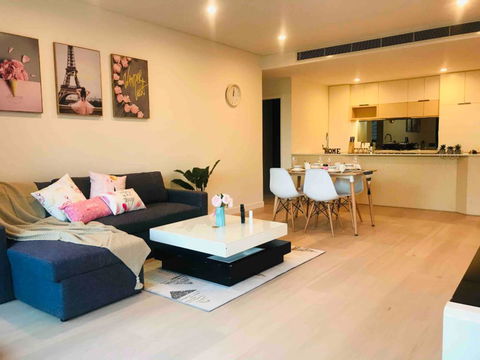 Brand New 2bedroom Apt In The Upper North Shore - New South Wales Tourism  0