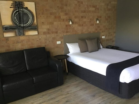Bridges On Meninya Motel & Apartments - New South Wales Tourism  3