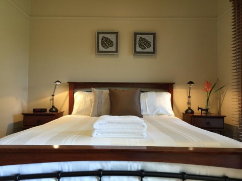 Brigadoon Cottages - New South Wales Tourism  3