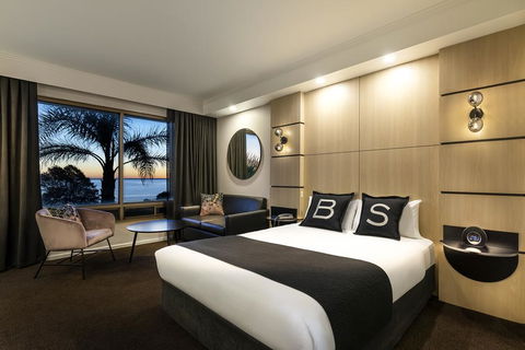 Brighton Savoy Hotel - New South Wales Tourism  0
