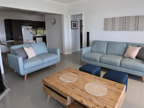 Brilliant Ocean Views - New South Wales Tourism  1