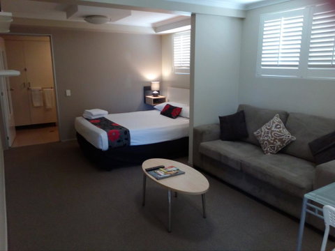 Brisbane Street Studios - New South Wales Tourism  2