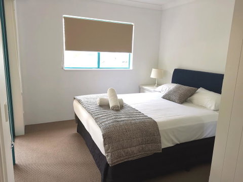 Broadbeach Private Apt With CHA - New South Wales Tourism  1