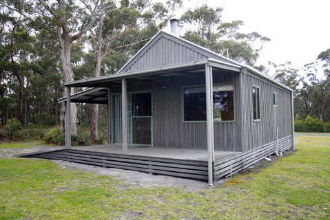 Brodribb River Rainforest Cabins - Cabin 2 - New South Wales Tourism  0