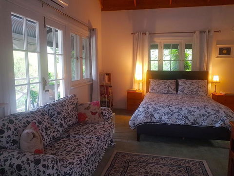 Brookvale House Balingup - New South Wales Tourism  1
