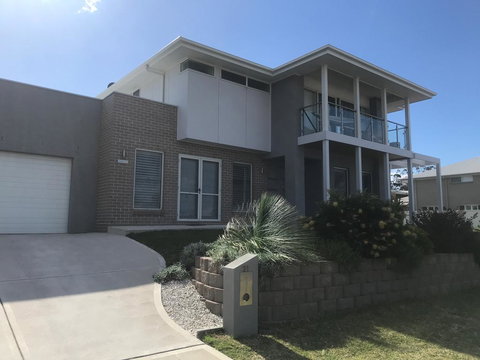 Broughton Views - New South Wales Tourism  0